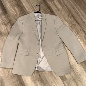Suit Jacket! Gray! Size: 40R!!